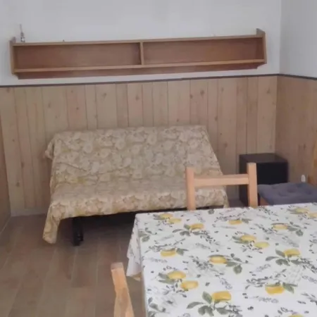 Flora 2 * Viareggio